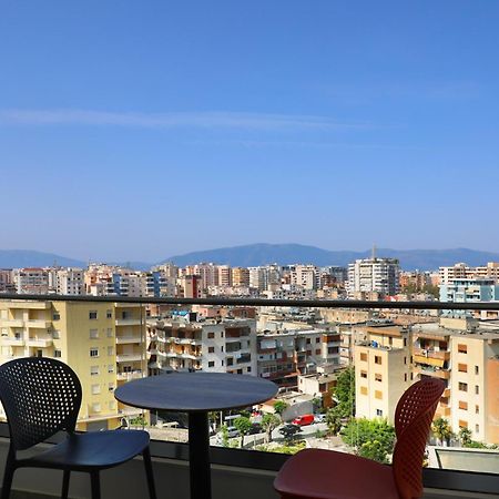 Hotel Vd Roleks Vlorë エクステリア 写真