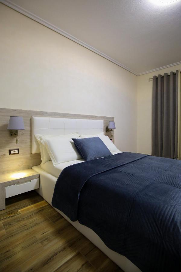 Hotel Vd Roleks Vlorë 部屋 写真