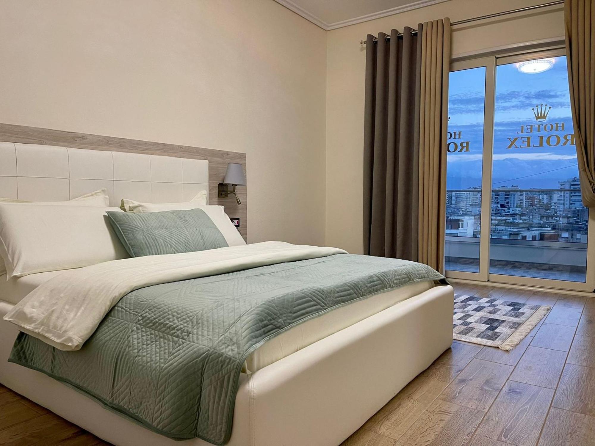 Hotel Vd Roleks Vlorë エクステリア 写真